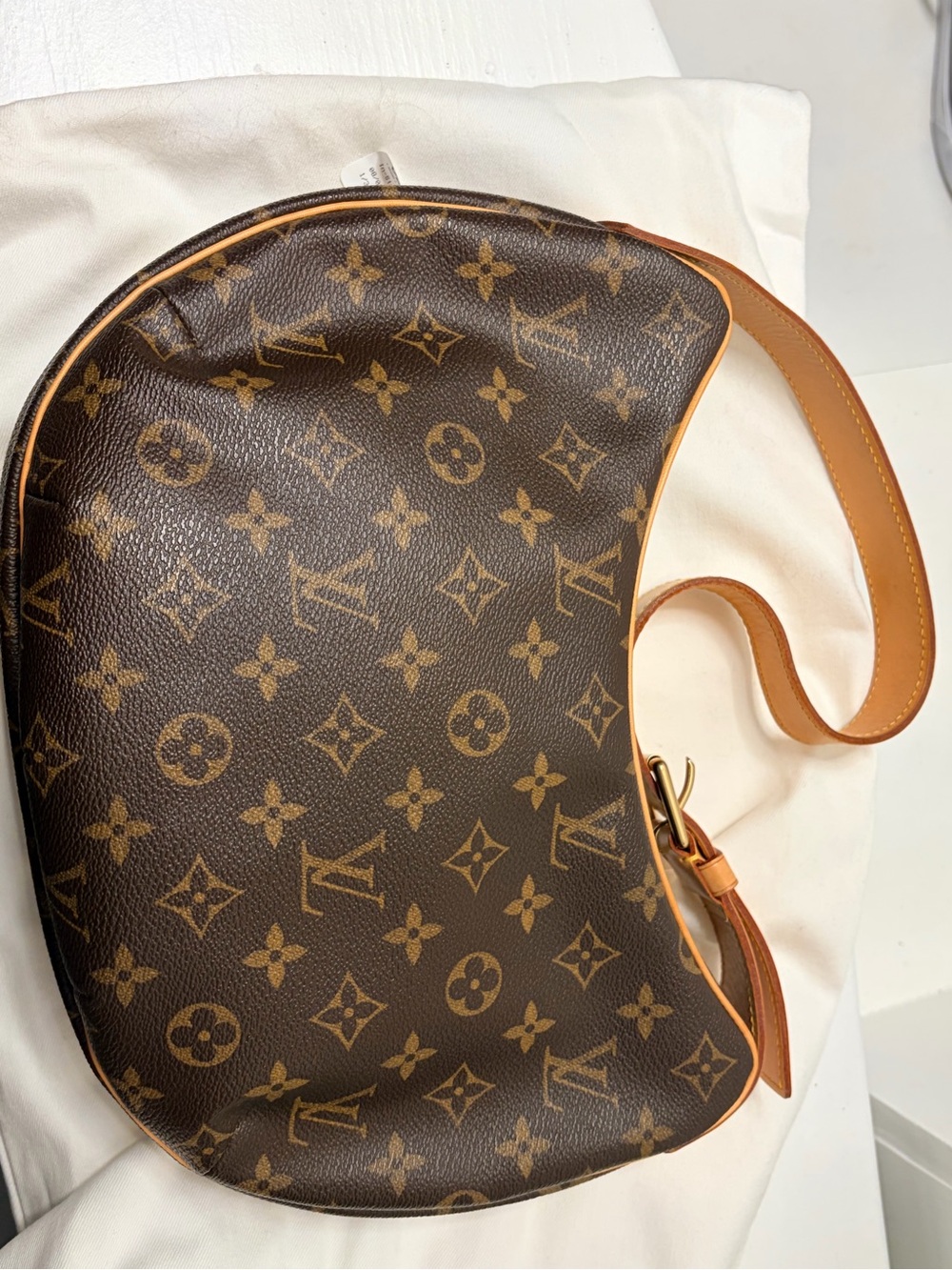Louis Vuitton crossaint mm shoulder bag - Picture 2 of 11